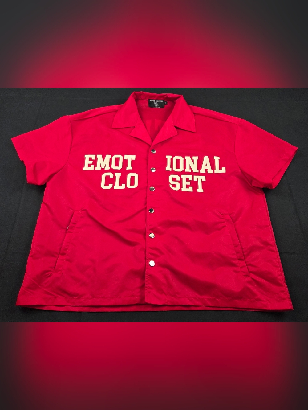 Mixed Emotion Button Shirt Jacket Mens XL Red Short Sleeve Emotional Closet